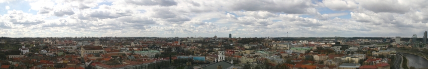 Lithuania. Vilnus (005_vilnus_pano01.jpg). Canon EOS 300D DIGITAL 7909 x 1777 (Taken: 07/04/2007 16:01:39)