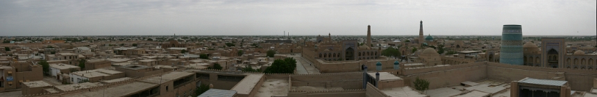 Uzbekistan. Xiva (008_uzbekistan_pano28.jpg). Canon EOS 300D DIGITAL 9367 x 1960 (Taken: 05/05/2007 09:08:50)