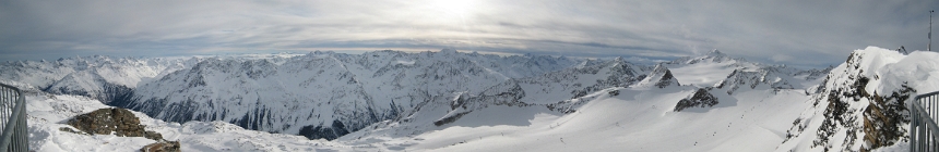 Soelden. Schwarze Schneid. Tiefenbach gletcher (036_soelden1_pano37.jpg). Canon DIGITAL IXUS 850 IS 10913 x 2111 (Taken: 30/12/2009 14:17:10)