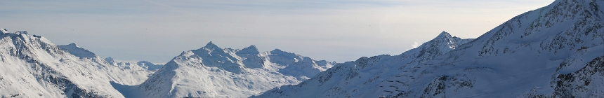 Soelden. Gaislachkogel (042_soelden1_pano42.jpg). Canon EOS 5D 8718 x 2934 (Taken: 05/01/2010 15:27:23)