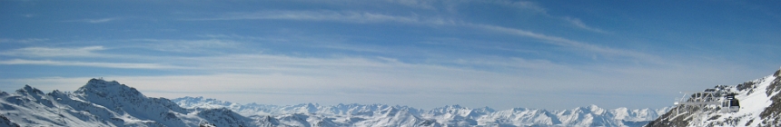 Val Thorens. Peclet (061_vt_pano19.jpg). Canon DIGITAL IXUS 850 IS 5160 x 2386 (Taken: 19/03/2010 18:22:24)