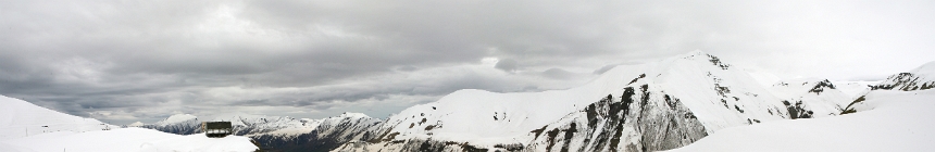 Georgia. Gudauri (066_georgia2_pano04.jpg). Canon EOS 5D 8890 x 3249 (Taken: 02/05/2010 10:51:06)