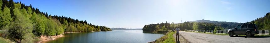 Georgia. Shaori lakes (088_georgia2_pano26.jpg). Canon EOS 5D 14660 x 3314 (Taken: 08/05/2010 09:10:51)