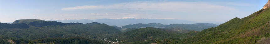 Georgia. Tkibuli pass (089_georgia2_pano27.jpg). Canon EOS 5D 26285 x 3307 (Taken: 08/05/2010 09:30:45)