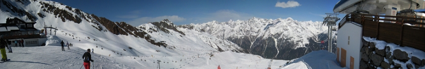 Austria. Soelden. Rotkogl (107_soelden2012_pano09fs.jpg). Canon DIGITAL IXUS 850 IS 10463 x 2518 (Taken: 21/03/2012 18:10:54)