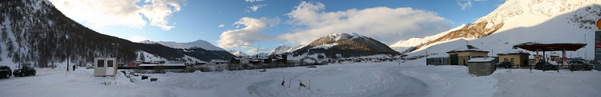 Italy. Livigno. Switzerland border (136_livigno_pano04.jpg). Canon EOS 5D 13671 x 2964 (Taken: 07/01/2012 11:10:42)